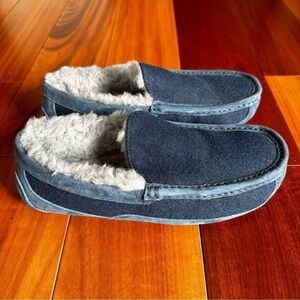 UGG Ascot Wool Slippers, Dark Blue Slip Ons, Cozy Navy Loafers, Men's UGGs